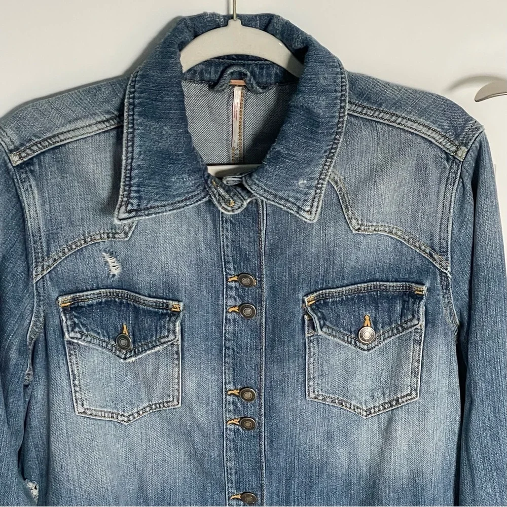 Free People moonchild raw hem western denim jean Jacket 35932